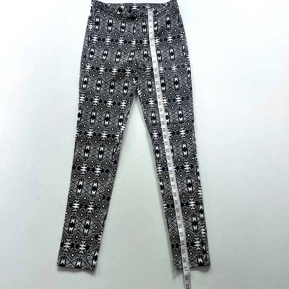 H&M Divided Skinny Pants Women’s 8 Black White Aztec High Rise Stretch Casual - Image 4 of 4