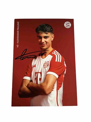 2023-24 Aleksandar Pavlovic Hand Signed FC Bayern München Rookie 