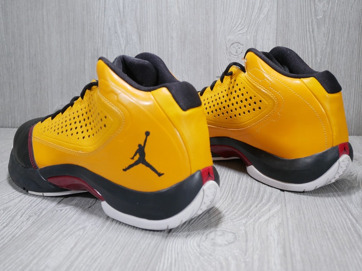 Nike Jordan Air D Wade Reign 2012 Black Yellow 510859 702 Men's