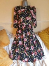 Boohoo Patterned Short sleeved  Dress Size 10 Excellent Condition
