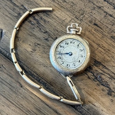 Vintage Swiss Ladies Wrist Watch Wadsworth Referee GF Case 12K GF Band NR