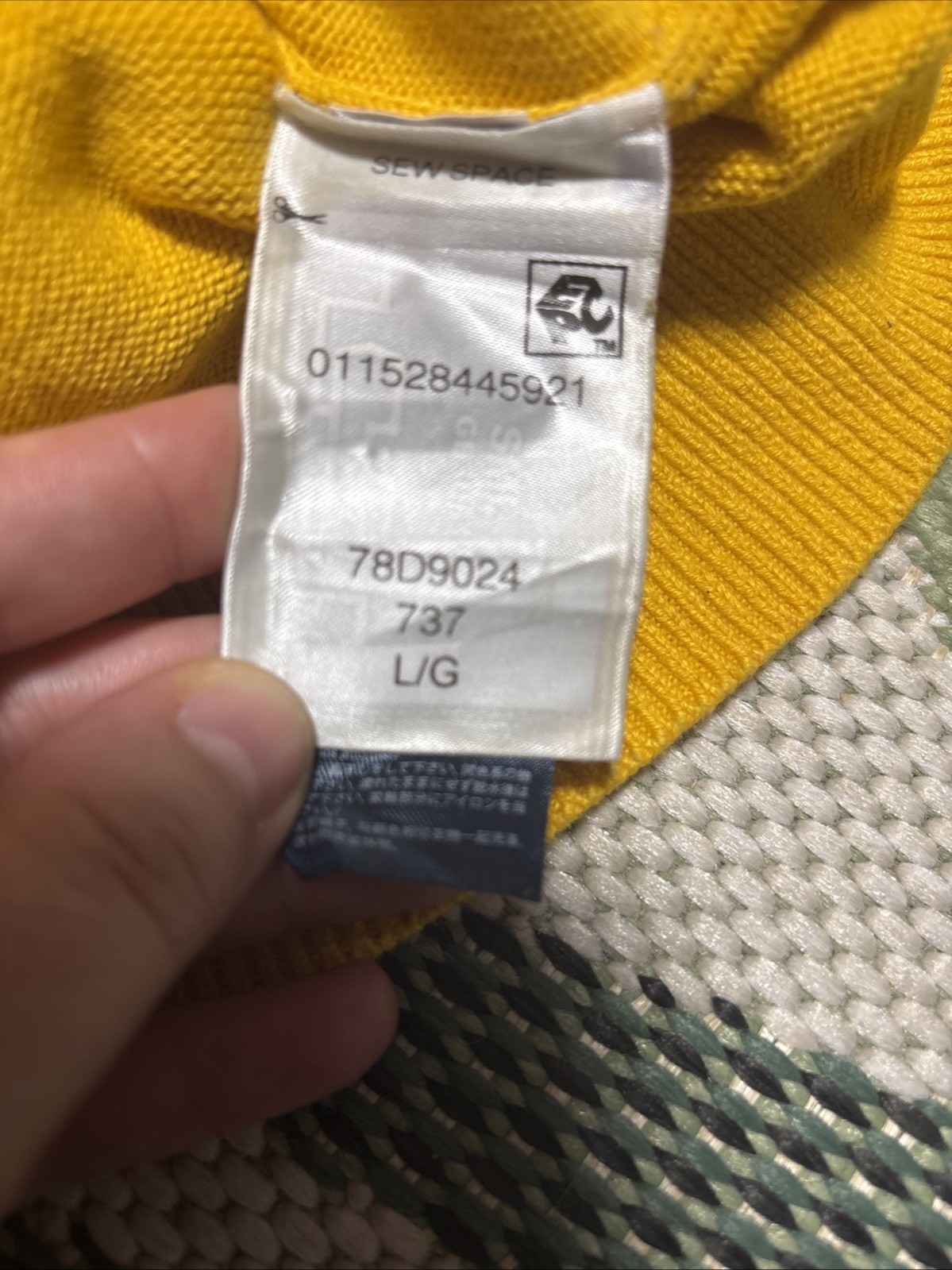 Genuine Tommy Hilfinger Jumper L Excellent Condition image 4