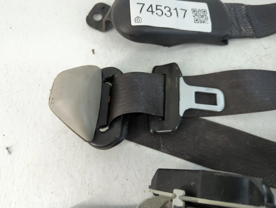 Pontiac Grand Prix 2006-2008 pasajero cinturón de seguridad derecho retractor delantero QK13D Foto 3 de 4