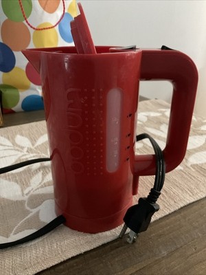 Bodum Tea Kettle Red