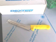 Dexter Russell P94807 8 in Basics® Scalloped Offset Sandwich Knife Yellow 31606