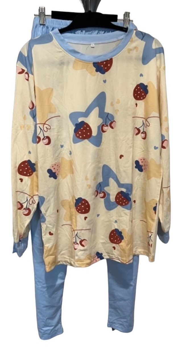 Cartoon Strawberry & Star Print Pajama Set