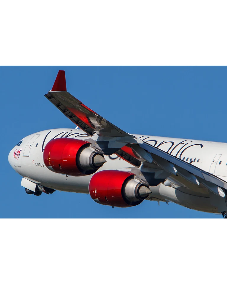 Virgin Atlantic Airbus A340 Queen Of The Skies G-VEIL Metal Plane Skin Bag Tag - Image 4 of 4