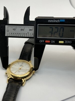 Vintage Timex Indiglo Ladies Gold Tone Leather Band Watch  display picture 2