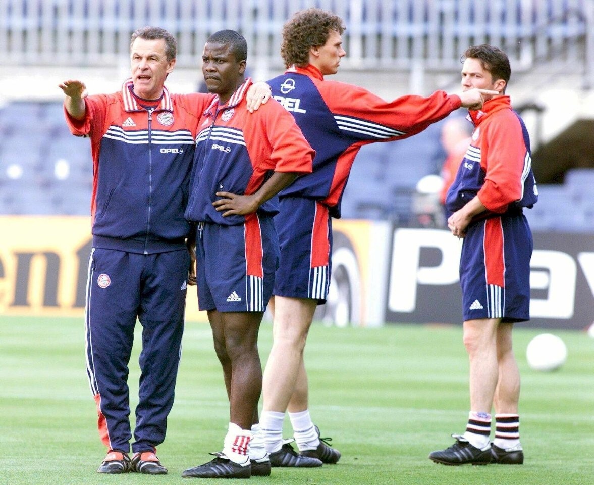 BAYERN MUNICH 1998 1999 TRAINING FOOTBALL SOCCER JACKET ADIDAS