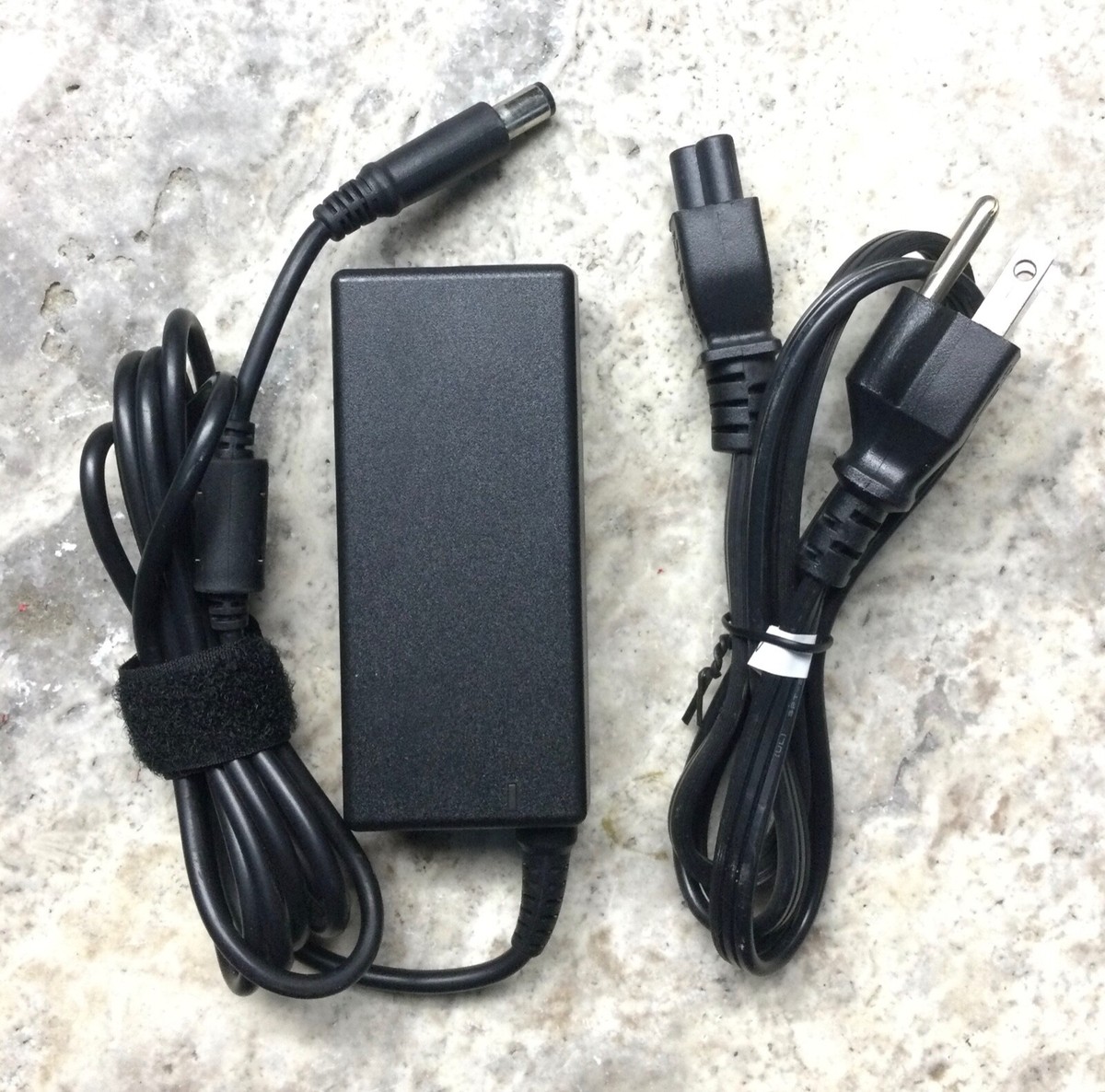 65W AC Adapter Charger For Dell Inspiron 1525 1526 1545 & Latitude Laptops - 19.5V Power Supply Cord