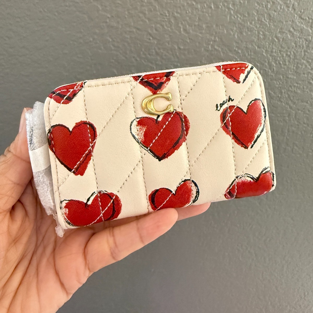 Coach CBR71 Essential Small Zip Around Card Case With Quilting And