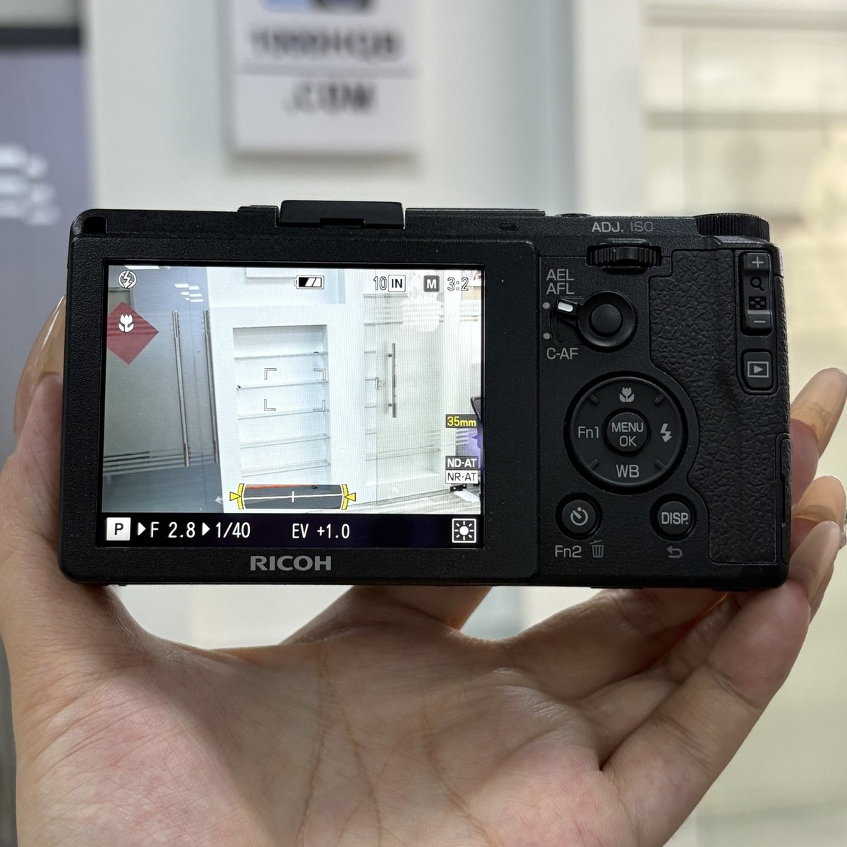 m*i様 【1276ショット】RICOH GR II 付属品•箱付 Ricoh GR II 16.2MP Digital Camera | eBay