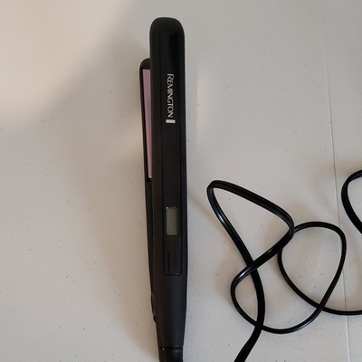 Remington 1 in Ceramic Flat Iron Hair Straightener Digital Display Black