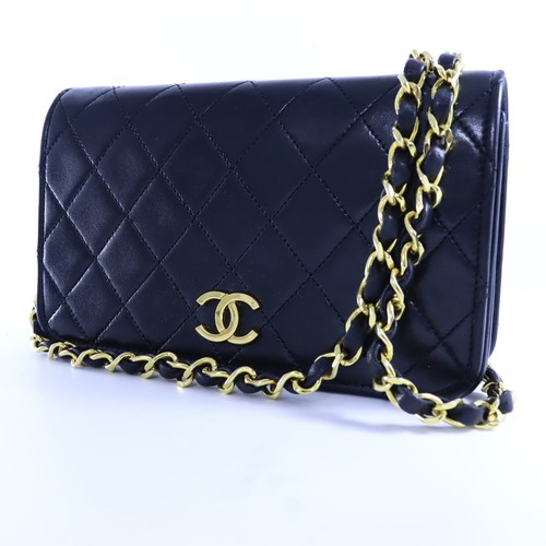Chanel Black Lambskin Pushlock Small Full Flap Shoulder Bag r0_0928