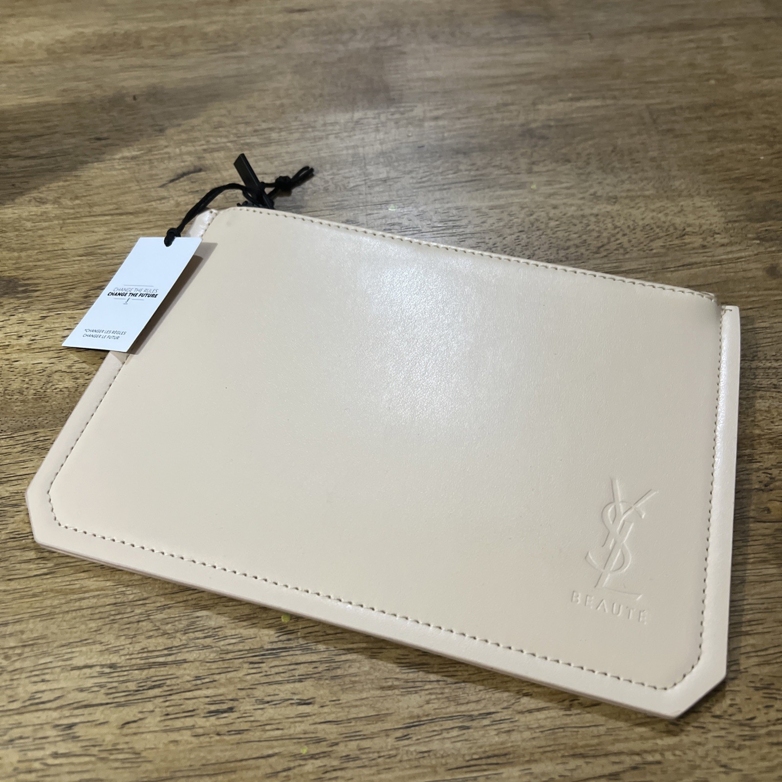 Yves Saint Laurent YSL Beaute borsa per trucco toilette borsa piatta nuda