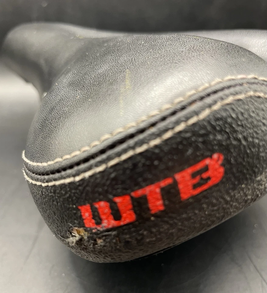 Asiento de sillín ancho negro WTB Speed She para mujer y mujer Foto 3 de 4