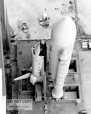 SPACE SHUTTLE ENTERPRISE ON PAD FOR TESTS - 8X10 NASA PHOTO (AA-743)