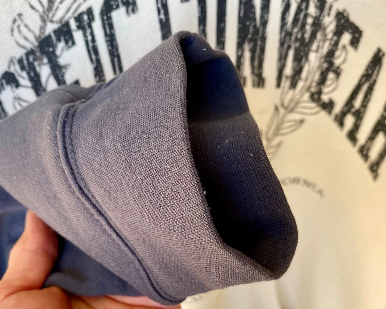 OFF WHITE XCLNT! Felpa con cappuccio pullover Pacific Sunwear Arch logo bianco sporco e marino!