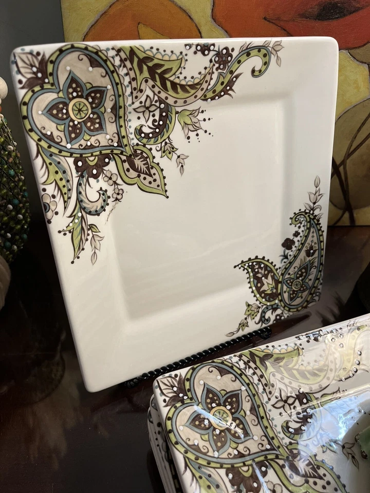 Tabletops Gallery Angela Green Embossed Paisley 7 Square Dinner Plates 10 1/2" - Image 2 of 4