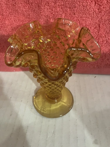 VTG  FENTON HOBNAIL MINIATURE VASE 3 3/4” RUFFLE  EDGE AMBER/Sm Chip DWK56