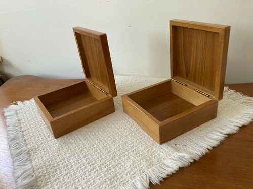 2 Matching Goose Decoupage on Wood Trinket Boxes Made in Taiwan 4.5"x4.5"x.2" - Picture 5 of 11