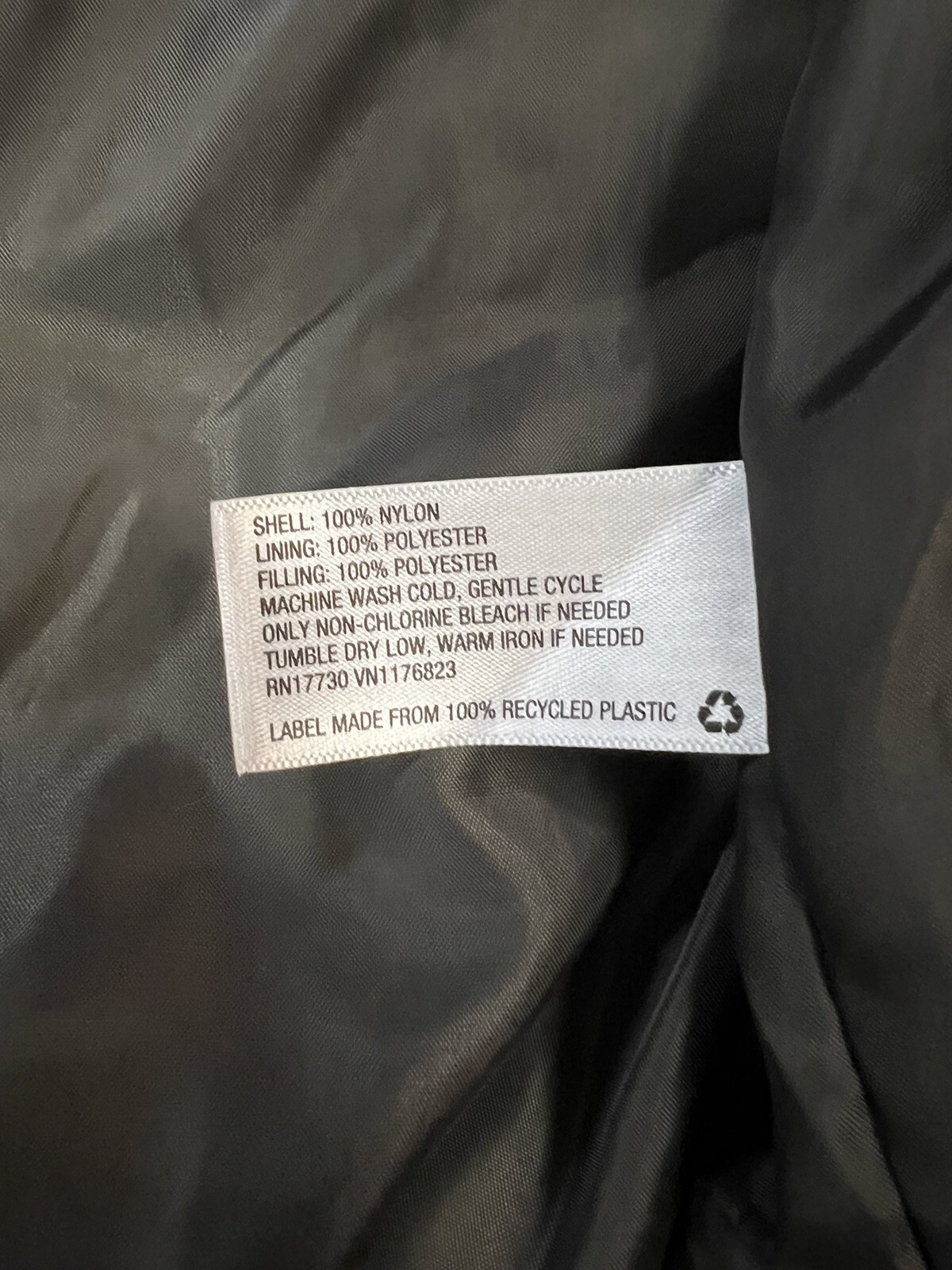 Universal Thread Puffer Coat Metallic Silver Zip … - image 8