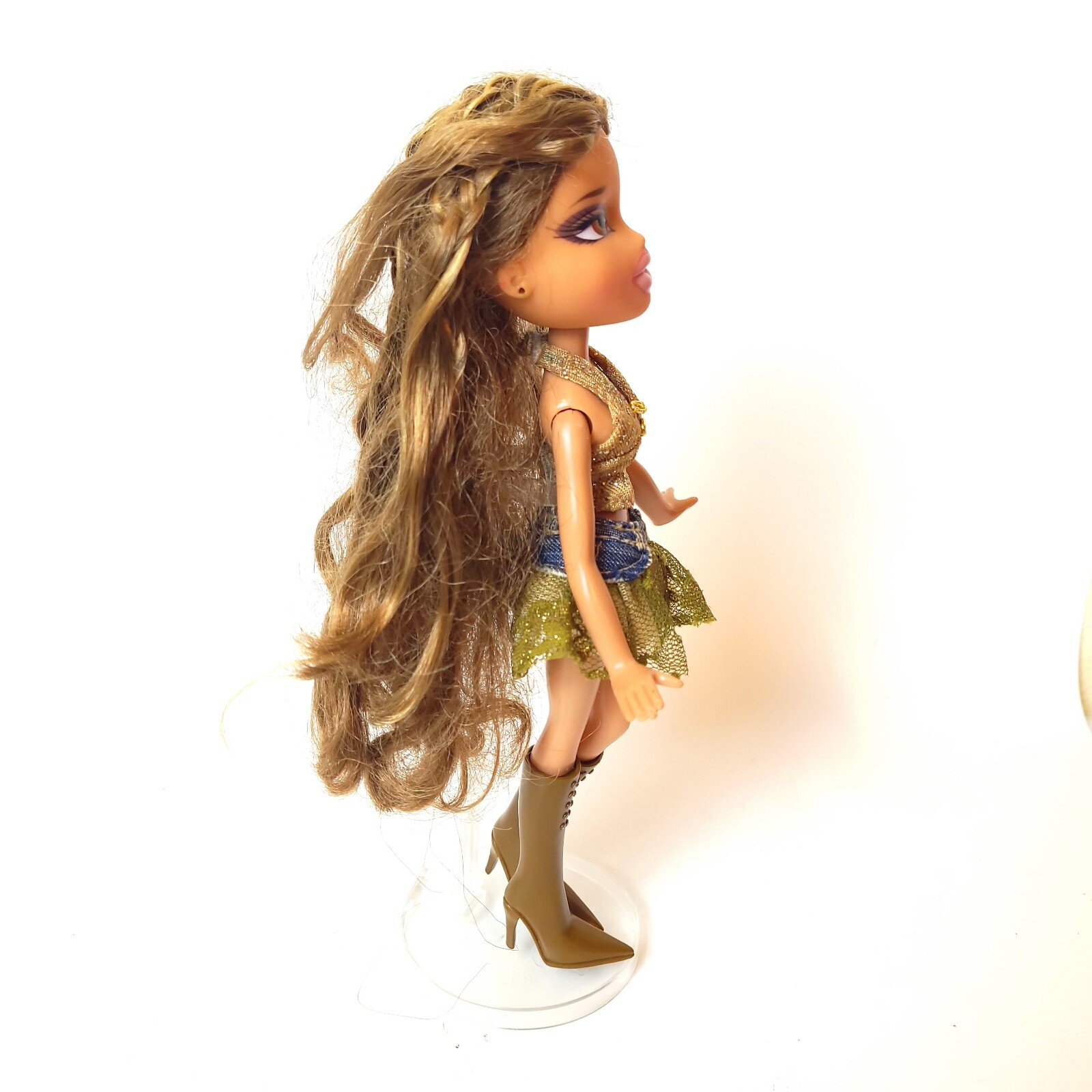 VTG MGA Bratz Talking Yasmin Doll W Outfit No Base Brown Hair