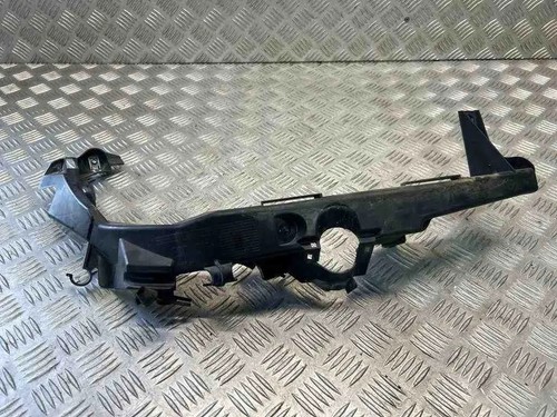 BMW 3 Touring E91 Rechte Scheinwerferhalter 7138402 2.50 Diesel 2009 32453538