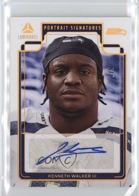2023 Panini Luminance Portrait Signatures Gold 3/5 Kenneth Walker III Auto v9t