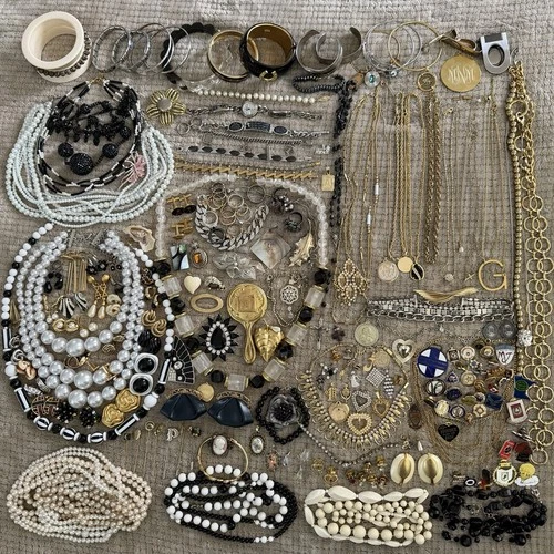 Vintage to Modern Wearable Costume Jewelry Lot 200+ Pcs