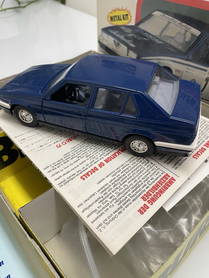 Die Cast 1:24 Bburago Kit Alfa Romeo 75 - Immagine 3 di 3