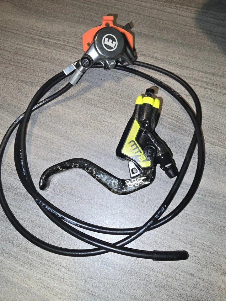 Magura MT8 Carbon SL Foto 2 de 4