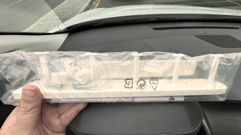 IKEA KOMPLEMENT 302.569.09 Pullout multiuse hanger TIE BELT SCARF