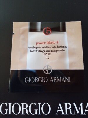 Giorgio Armani power fabric + ultra longwear weightless matte foundation Nr. 3.5