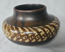 Agnete Hoy for Bullers studio pottery wide bellied vase