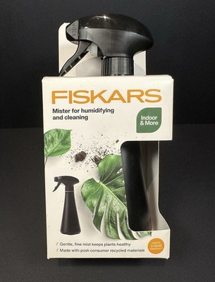 Fiskars (10 oz) Black Spray Bottle Indoor/Outdoor Adjustable Nozzle Transparent