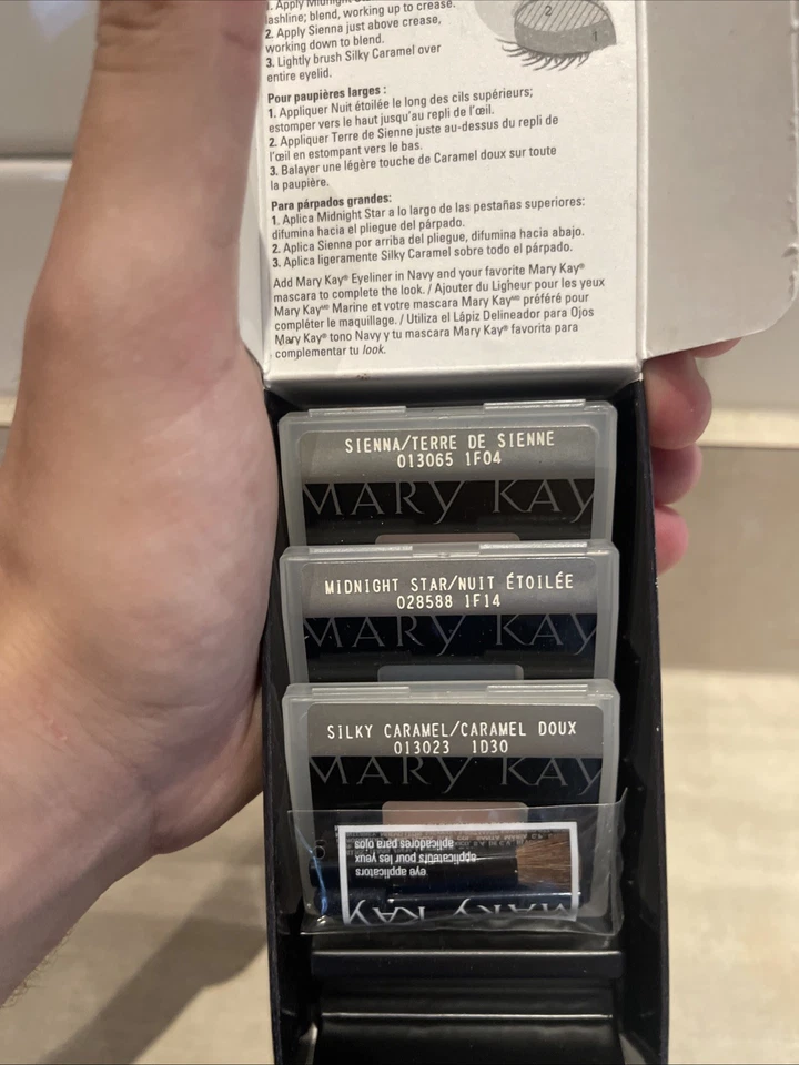 Mary Kay Mineral Eye Color Bundle Beautiful Brown Eyes 3 Colors & Applicator NIB - Image 2 of 2