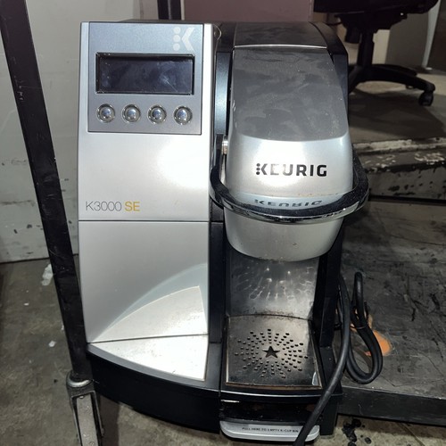Keurig K3000SE Commercial Brewing K-Cup POD DIRECT Water Line Coffee Maker