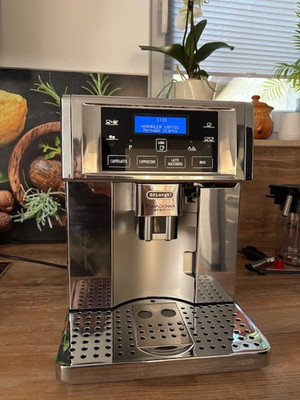 Kaffeevollautomat De'Longhi Prima Dona Avant ESAM 6750