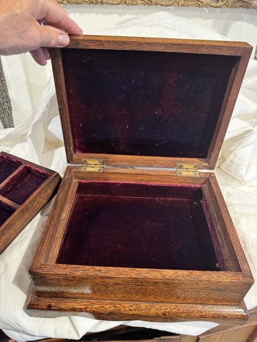 Joyero Vintage Madera 2 Niveles Púrpura Terciopelo Forrado Bisagras Cúpula Superior - Imagen 5 de 21