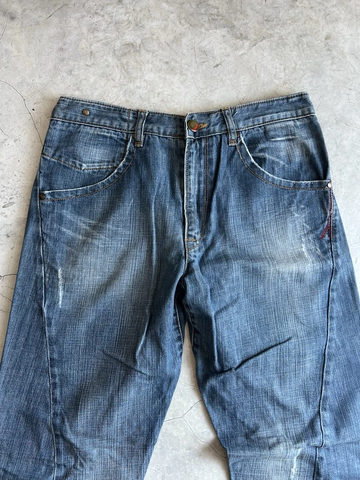 Levis Engineered Jeans Buckleback Cinch Back Actual 32x32 Len291125weeraphol1 - Image 2 of 4