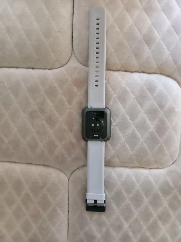 Pantalla táctil Noise Colorfit Ultra Ip68 Bt V5.1 Spo2 300 mAh 1,75 320x385 Px Foto 3 de 4