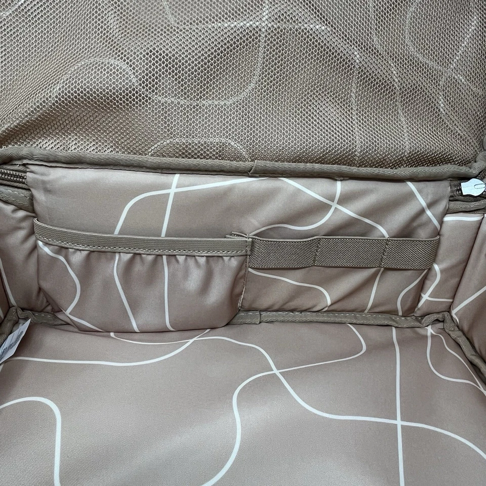 Nike Moving Co Shoe Box Bag Hemp/SafetyOrange/StadiumGreen DV 5649-200 12L - Image 4 of 4