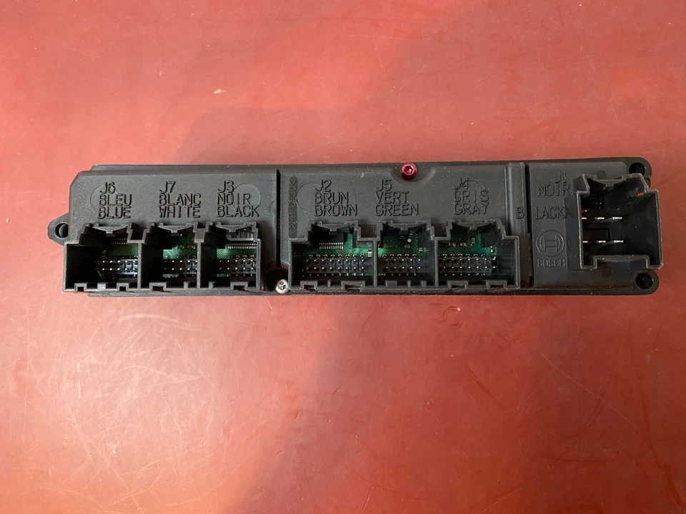 General Motors 15921135, Driver Door Lock & Window Switch 2010-17 BUICK ENCLAVE - Image 4 of 4