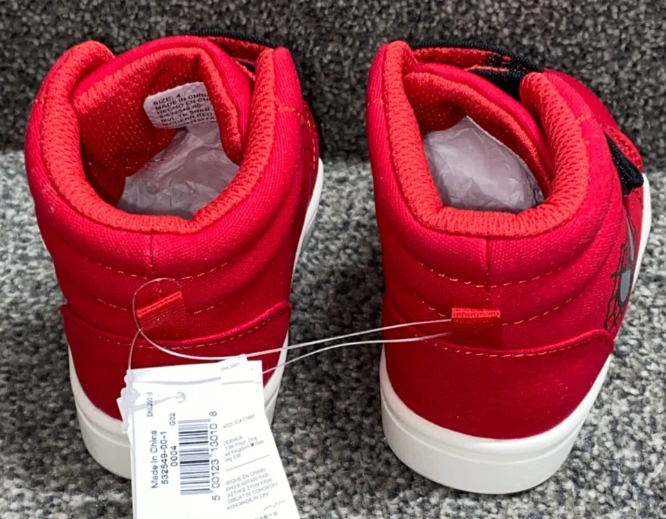 Nuevo con etiquetas Zapatos para niños pequeños talla 4 5 6 Baby GAP rojo Marvel Spider-Man {SIN CAJA} Foto 4 de 4