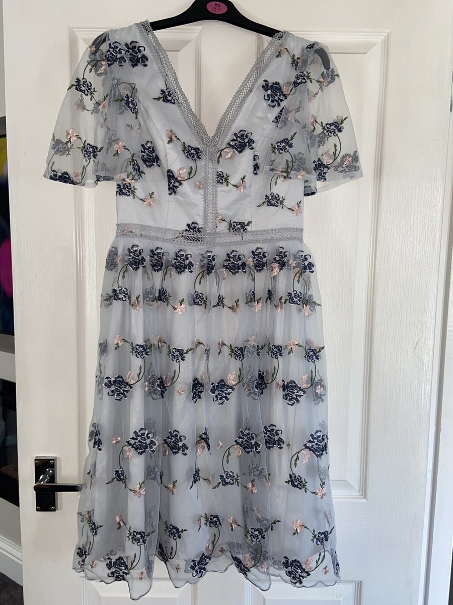 Chi Chi London V Neck Embroidered Floral Midi Lace Dress Uk10