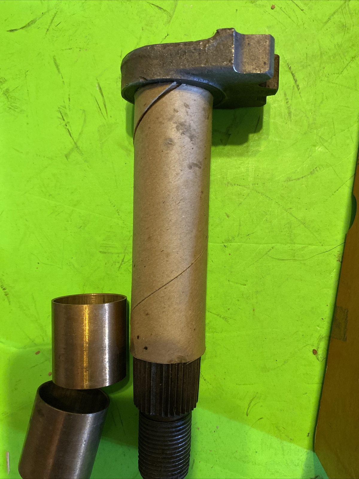 1935 Ford CAR & Pickup Steering GEAR Sector SHAFT w/Bushings 483575