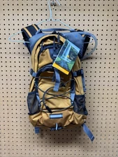 Brand New With Tags TETON Sports Oasis 1100 Hydration Backpack with Raincover