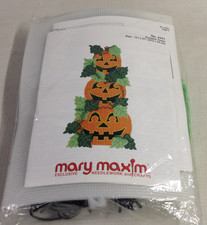 MARY MAXIM Large 17 X 31 Plastic Canvas Kit - Pumpkin Tower 2441 - NEW