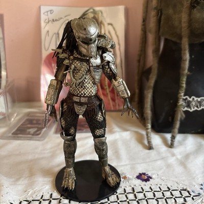 neca ultimate alpha predator action figure loose
